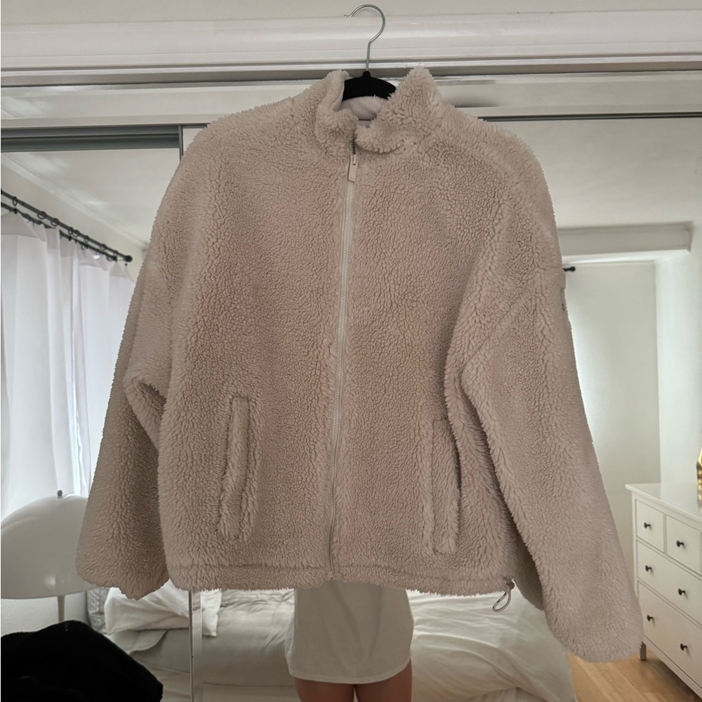 ALO Yoga Cream Teddy Jacket
